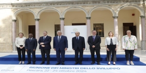 In occasione della riunione dei ministri dello Sviluppo del G7 la commissaria Urpilainen sottolinea il contributo della strategia “Global Gateway” al partenariato del G7.